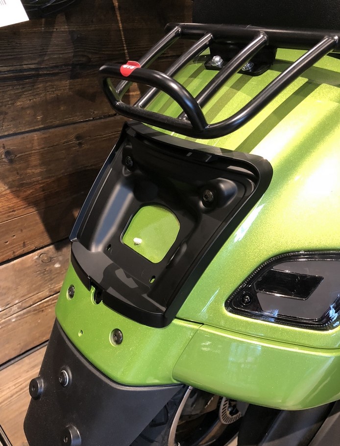 Trasformazione del fanale posteriore per Vespa GTS/GTS Super/GTV 125-300cc ('14-'18), nero opaco