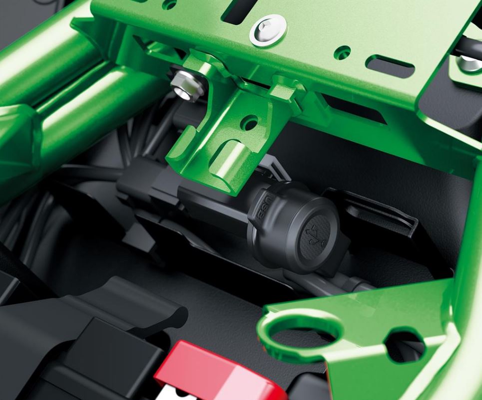 Connettore di ricarica USB per Kawasaki Z H2 2020- originale