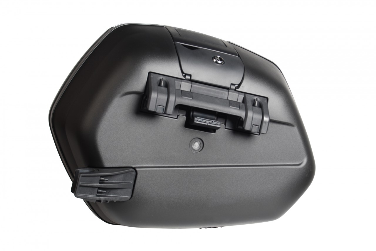 Set di valigie laterali Shad SH36, nero con copertura effetto carbonio, 36 l