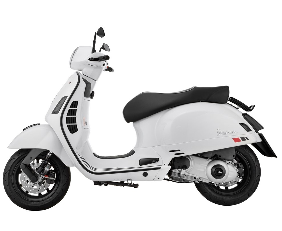 Fanale posteriore MK II LED per Vespa GTS/GTS Super/GTV 125-300cc HPE ('18-), trasparente