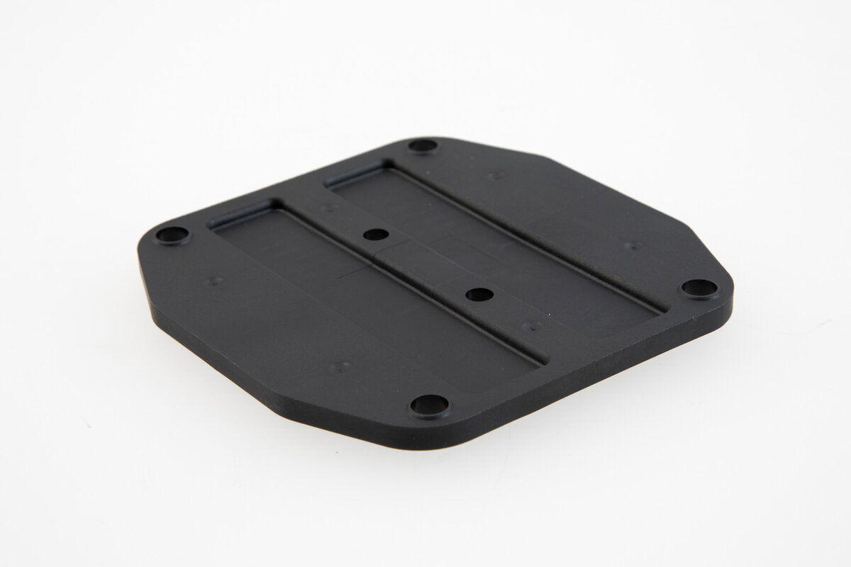 SW-Motech Elemento di aumento per l'anello del serbatoio PRO Aumenta di 6 mm SW-Motech